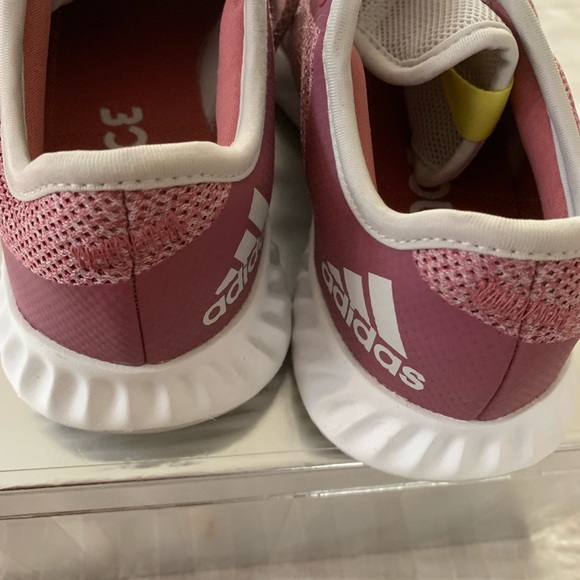 Adidas sneaker Shoes - Picture 4 of 8